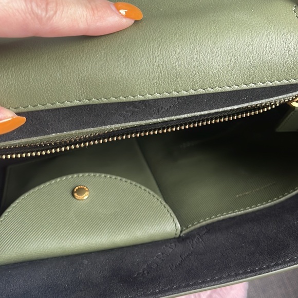 Burbbery bag from 2017 - medium - vintage green & red - Picture 9 of 12